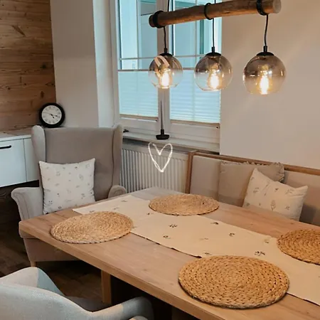 Felsenheim Apartment *